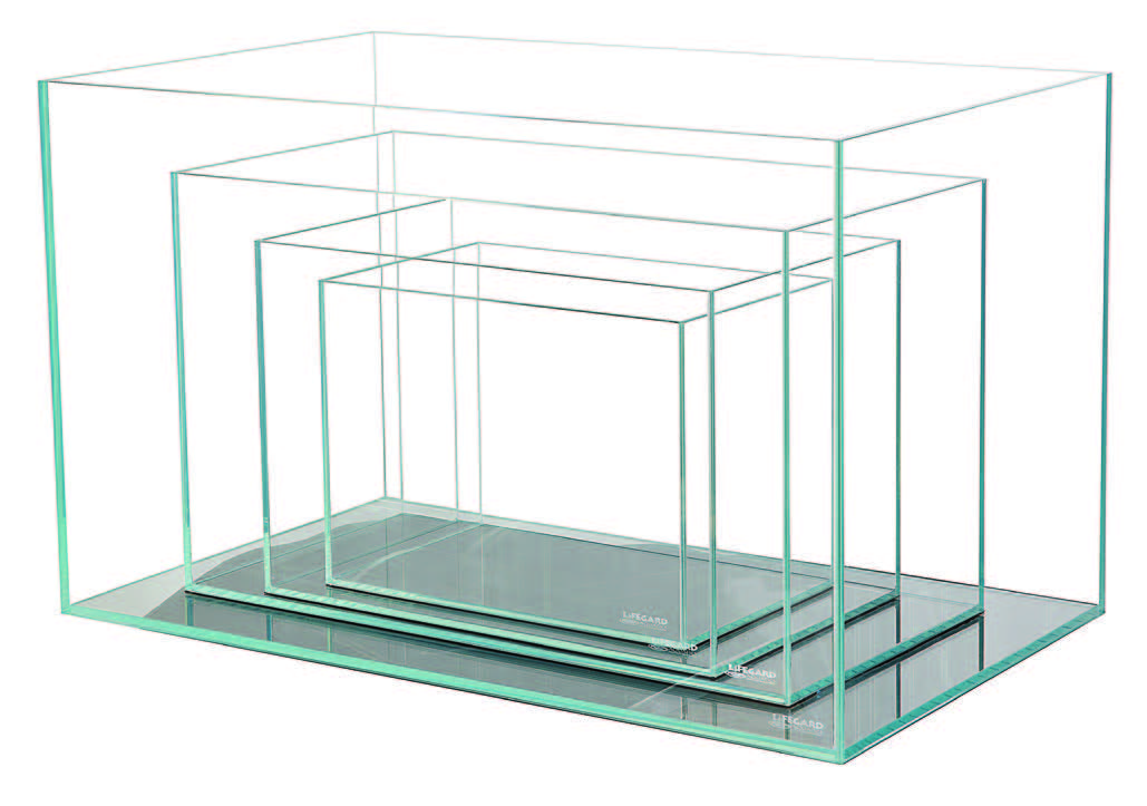Lifegard CRYSTAL 9.6 Gallon 45 Degree Beveled Edge Low Iron Ultra Clear Rimless Aquarium 5mm (17.72"x10.63"x11.81")